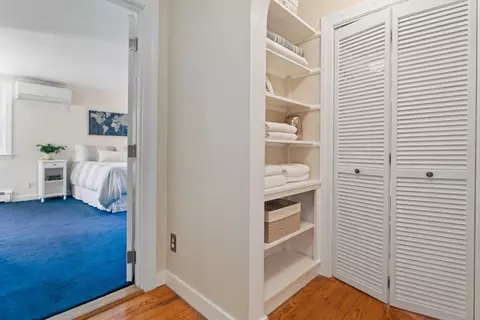Entry Way - 124 Pine Ridge Rd, Reading, MA 01867 photo 2 of 2