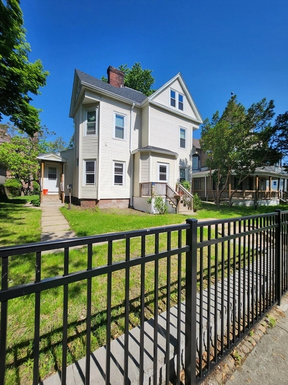 311 WALNUT ST  