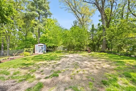 Exterior - 208 Turnpike St, Canton, MA 02021 photo 5 of 8