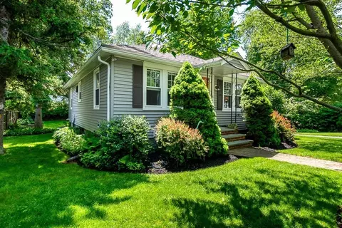 Exterior - 61 Crane St, Dedham, MA 02026 photo 3 of 23