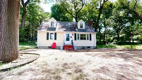 91 Prospect, Wellesley, MA 02481