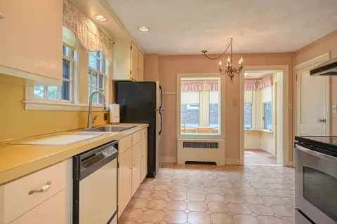 311 Appleton St, Arlington, MA 02476 photo 9