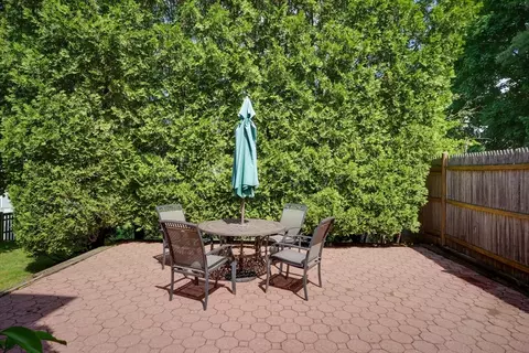 311 Appleton St, Arlington, MA 02476 photo 3