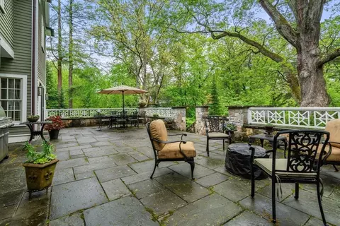 200 Edgewater Dr, Needham, MA 02492 photo 14