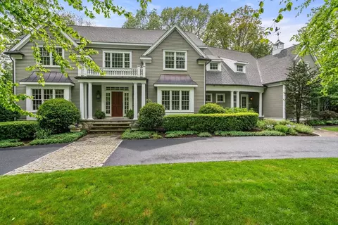 200 Edgewater Dr, Needham, MA 02492 photo 3