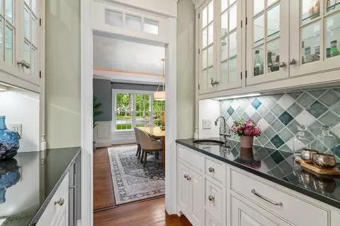 200 Edgewater Dr, Needham, MA 02492 photo 8