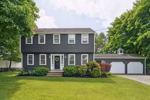 8 Grant Rd, Lynnfield, MA 01940