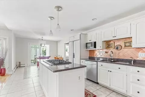 Kitchen - 39 Waterfall Rd, Acushnet, MA 02743 photo 4 of 6