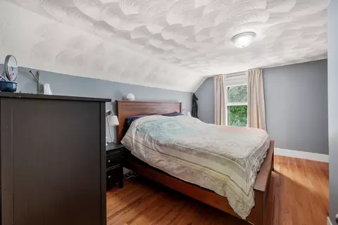 Bedroom - 111 Green St, Reading, MA 01867 photo 2 of 4