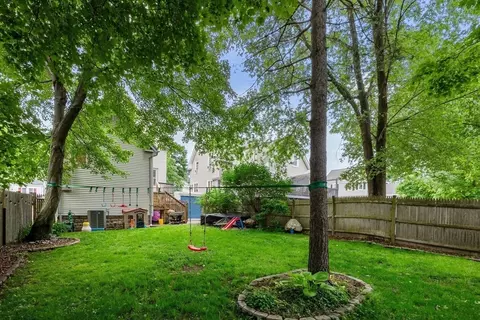 Exterior - 111 Green St, Reading, MA 01867 photo 3 of 6