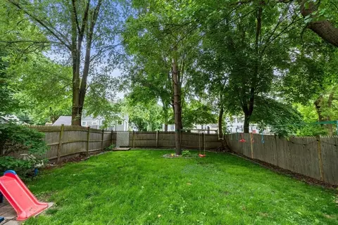 Exterior - 111 Green St, Reading, MA 01867 photo 6 of 6