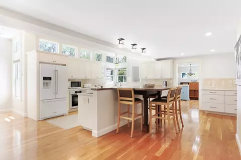 66 Avalon Rd, Needham, MA 02492 photo 5