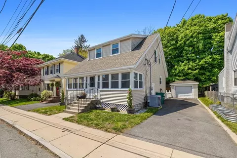 6 Geneva Ave, Lynn, MA 01905