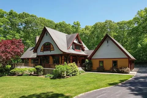3 Brendan Dr, Grafton, MA 01519
