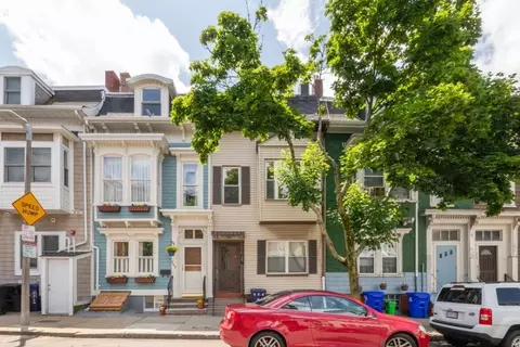 267 W 5th St, Boston, MA 02127