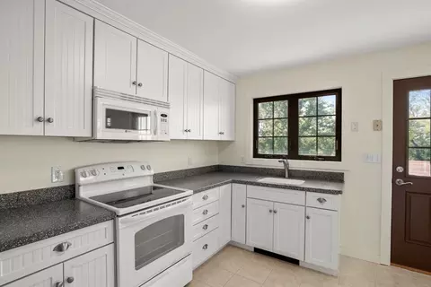 9 Waterman Rd, Gloucester, MA 01930 photo 8