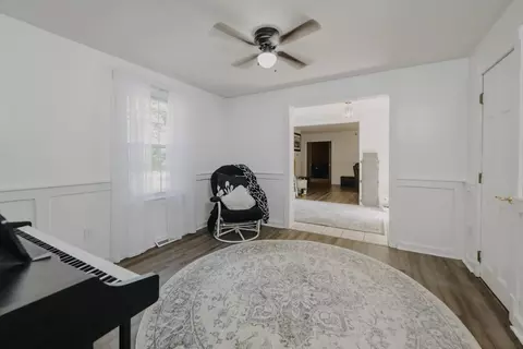 1198 E Mountain Rd, Westfield, MA 01085 photo 7
