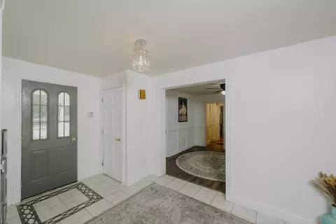 1198 E Mountain Rd, Westfield, MA 01085 photo 5