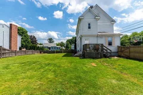 Exterior - 55 Kiely Rd, Dedham, MA 02026 photo 8 of 11