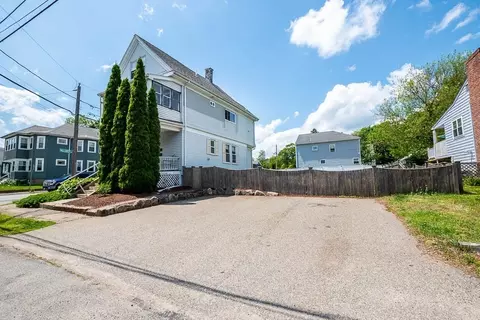 Exterior - 55 Kiely Rd, Dedham, MA 02026 photo 3 of 11