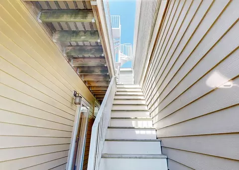 Other - 758 E 3rd St #2, Boston, MA 02127 photo 4 of 5