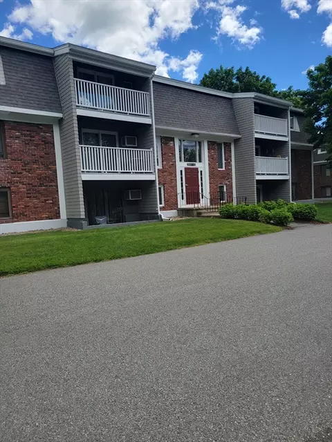 220 Bedford St #19B-7, Bridgewater, MA 02324