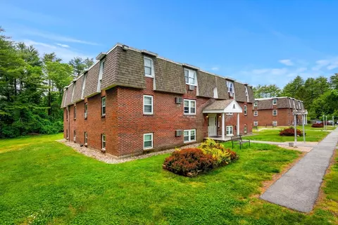 870 Haverhill St #24A, Rowley, MA 01969