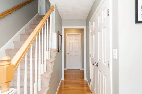 Entry Way - 8 Grapevine Rd, Lynn, MA 01904 photo 1 of 4
