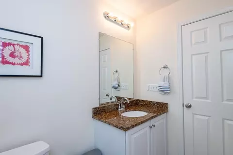 Bath - 8 Grapevine Rd, Lynn, MA 01904 photo 5 of 5