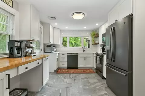 26 Heard Rd, Arlington, MA 02474