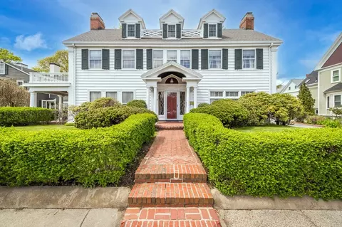 68 Lothrop St, Beverly, MA 01915