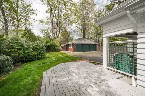 68 Lothrop St, Beverly, MA 01915 photo 37