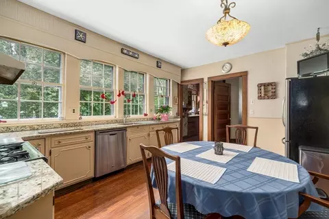 68 Lothrop St, Beverly, MA 01915 photo 18