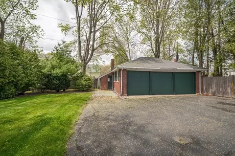 68 Lothrop St, Beverly, MA 01915 photo 39