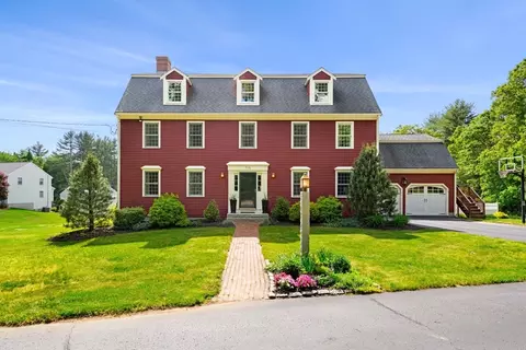 715 Marshall St, Holliston, MA 01746
