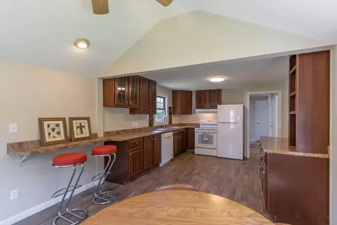 1660 Wilbraham Rd, Springfield, MA 01119 photo 5