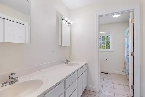 6 Dominique Dr, Webster, MA 01570 photo 11