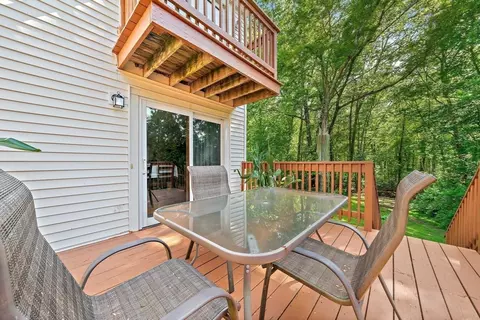 801 Washington St #9, Pembroke, MA 02359