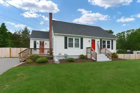 18 Mathewson Ave, Attleboro, MA 02703