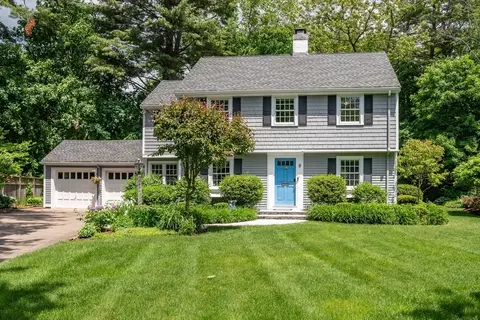 9 Berkeley Rd, Wellesley, MA 02482