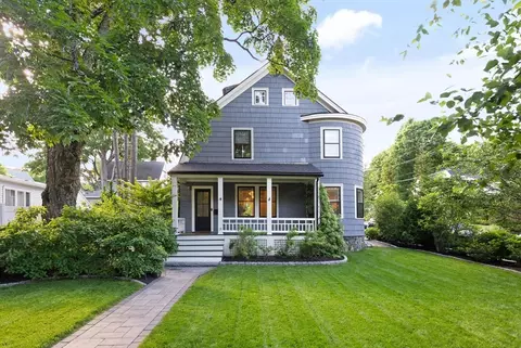 3 Fletcher St, Winchester, MA 01890