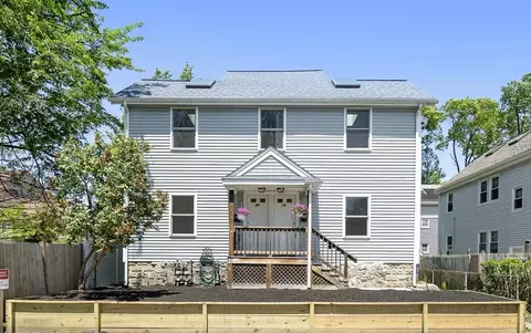 18-20 Russell Ter, Belmont, MA 02478