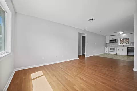 5455 N Main St #2E, Fall River, MA 02720 photo 9
