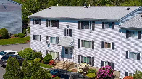 5455 N Main St #2E, Fall River, MA 02720 photo 3