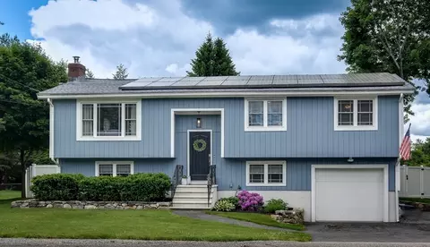 923 Highland St, Holliston, MA 01746