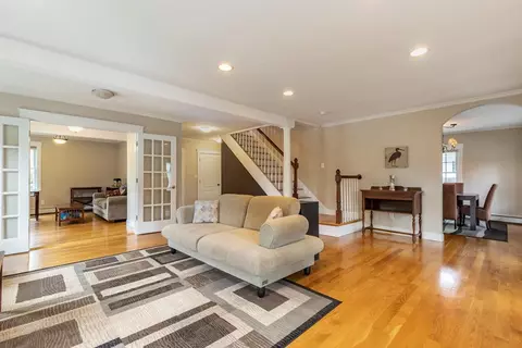 Living - 66 Lindall St, Danvers, MA 01923 photo 3 of 6