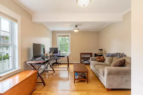 Living - 66 Lindall St, Danvers, MA 01923 photo 4 of 6