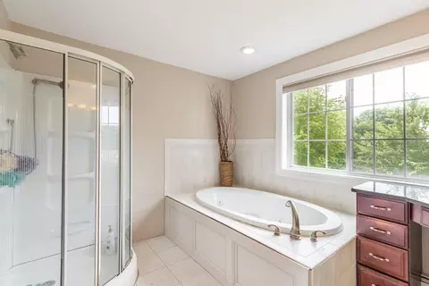 Bath - 66 Lindall St, Danvers, MA 01923 photo 4 of 4