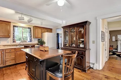 112 Main St, Ashburnham, MA 01430 photo 8