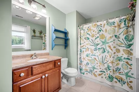 1572 Sumner Ave, Springfield, MA 01118 photo 22